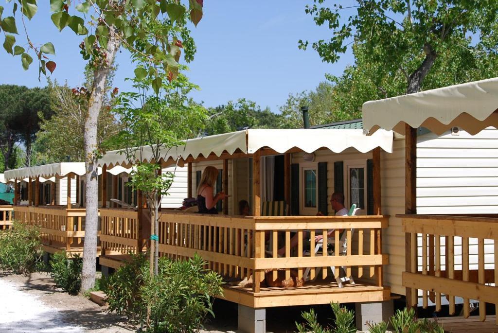 Chalet 4 Or 6 Persons Toscana Viareggio Camping Bosco Verde Italie Torre del Lago Puccini Extérieur photo
