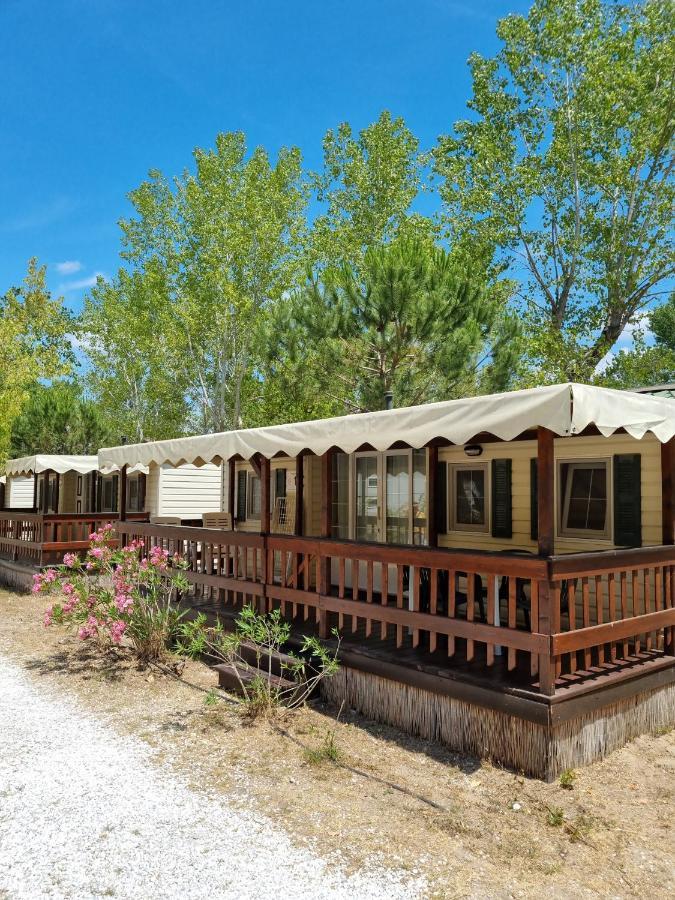 Chalet 4 Or 6 Persons Toscana Viareggio Camping Bosco Verde Italie Torre del Lago Puccini Extérieur photo